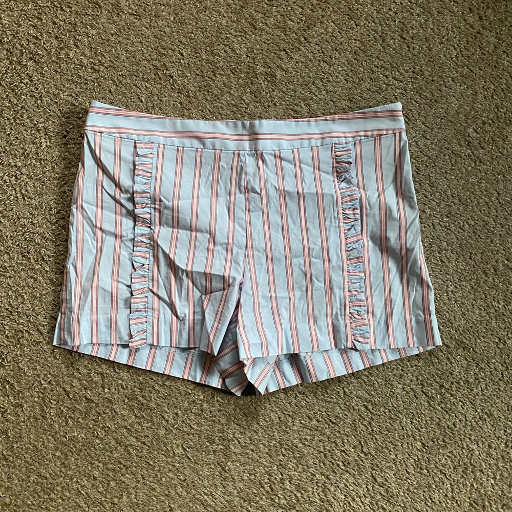 Loft ruffle shorts
